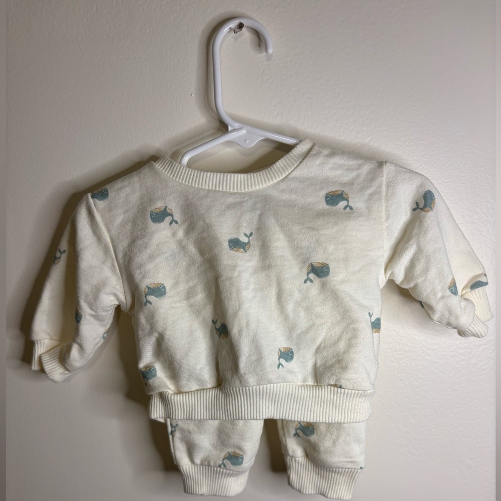 3pc Whale Print Baby Outfit